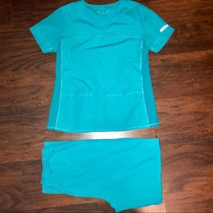 Cherokee Flexibles Scrub Set